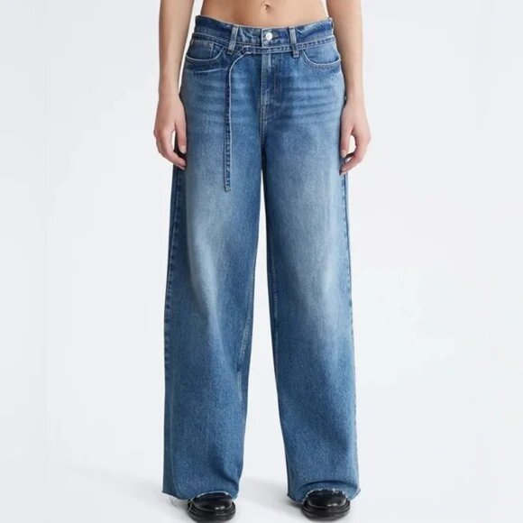 NWOT Calvin Klein wide leg jeans with micro belt - Picture 2 of 7